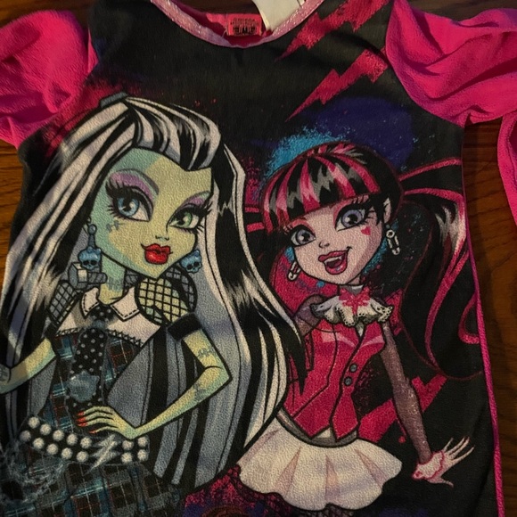 Monster High nightgown - Picture 1 of 1